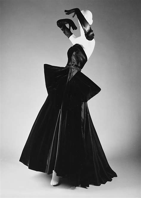 cygne noir dior|christian Dior gowns.